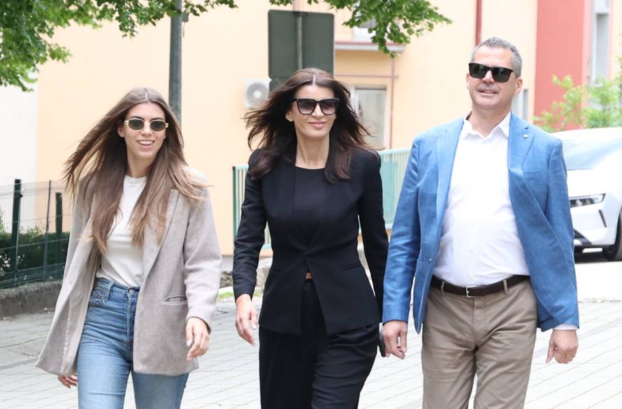 Šibenik: Josipa Plesli? pristupila je glasanju za gradona?elnicu Knina