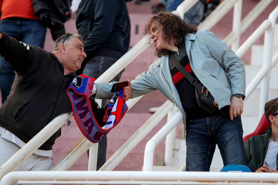 Split: Navijači na tribinama prate utakmicu Hajduk - Dinamo 