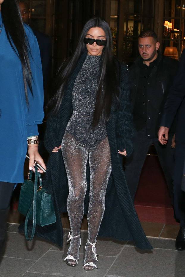 Kim Kardashian Leaves Ritz hotel in Paris