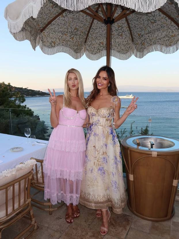 FOTO Severina produžila ljeto u Bodrumu: 'Najljepša žena!'