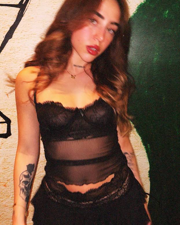 FOTO Argentinska pjevačica je ostavila Yamala zbog realovca?!