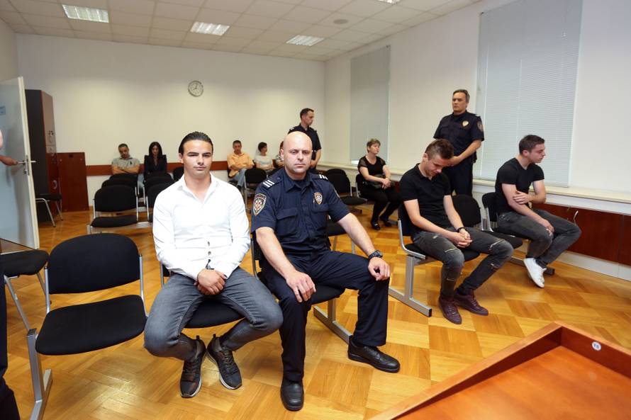 Komšić na sudu, ali prijatelj nije došao: Gazda me ne pušta!