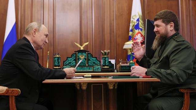 Russian President Putin and Chechen leader Kadyrov meet in Moscow