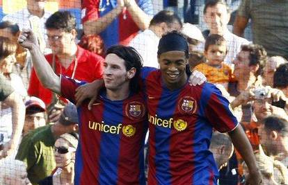 Lionel Messi: Htio bih da Ronaldinho ostane u klubu