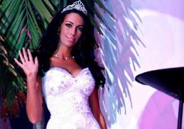 FOTO I tad je nosila tangice: Ovako je supruga slovenskog premijera izgledala kao plavuša