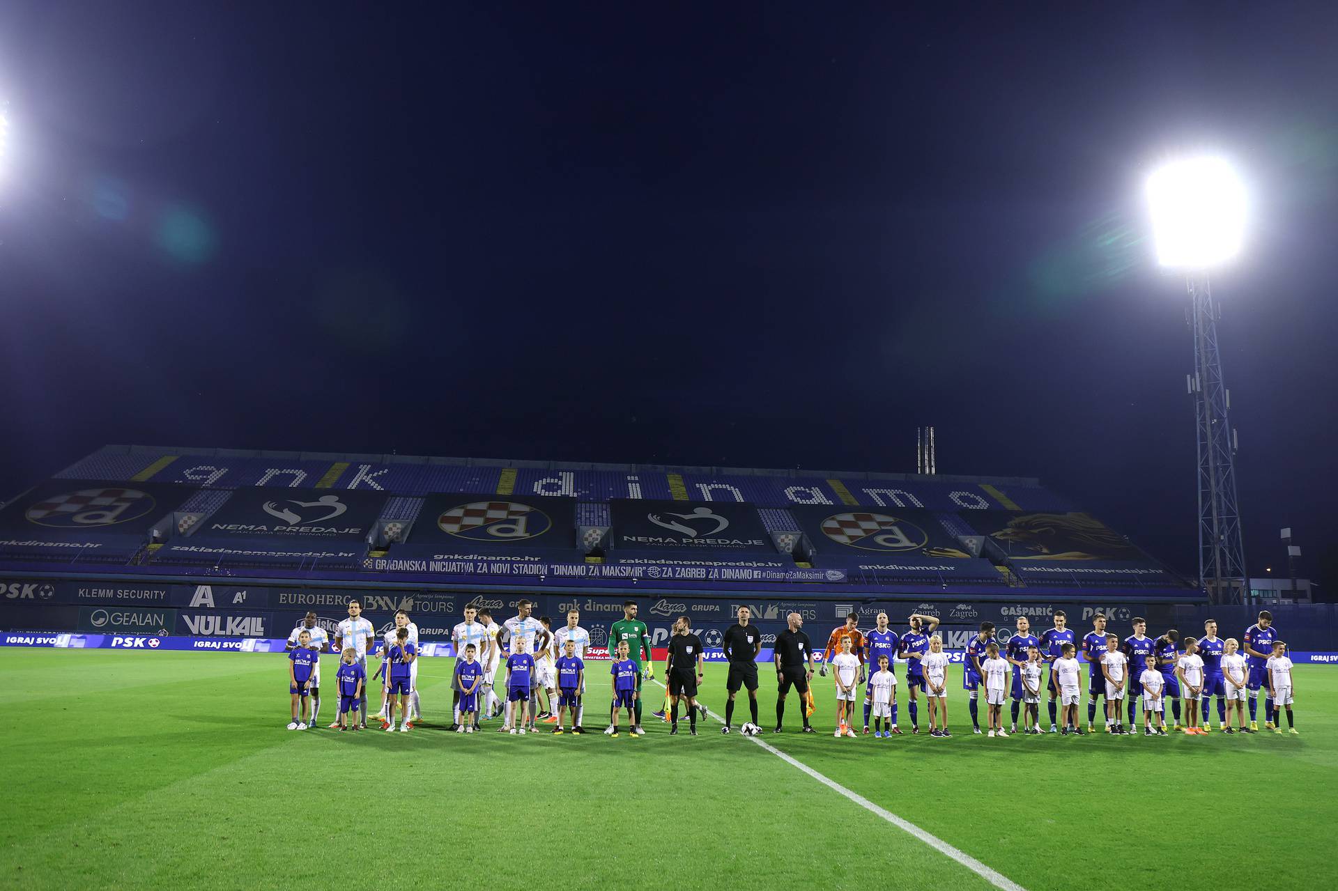 Dinamo i Rijeka sastali se u 8. kolu SuperSport HNL-a