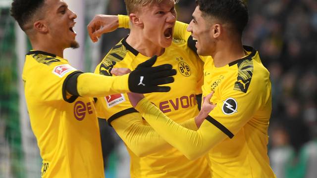 Bundesliga - Werder Bremen v Borussia Dortmund