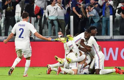 Čudesni preokret Francuske: Belgija prosula veliku prednost, Francuzi u nadoknadi do finala!