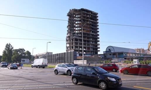 FOTO Zbog kvara bagera koji trga Vjesnik odgodili otvaranje Slavonske: Evo kada planiraju