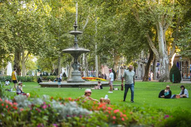 Zagreb: Ljetna atmosfera grada uslijed toplinskog vala