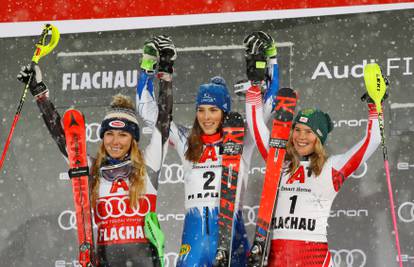 Komšić na pragu druge vožnje, Petra Vlhova šokirala Shiffrin