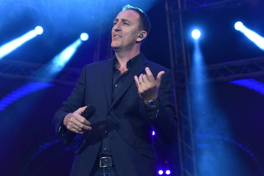 'Svojim curicama Loli i Mili ne volim govoriti da su posvojene'