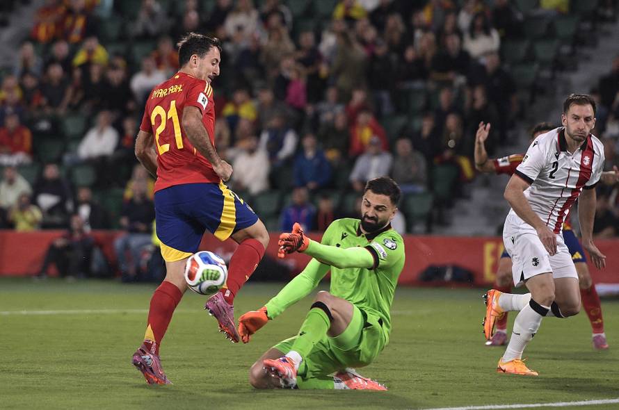 FIFA World Cup - UEFA Qualifiers - Group E - Spain v Georgia