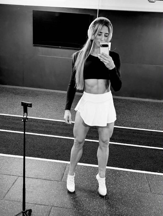 FOTO Kada joj vide tijelo, nitko ne vjeruje da ima dvoje djece