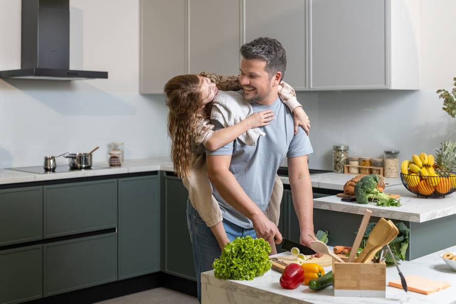 Bolje od stolara: Saznali smo gdje se najmanje čeka na kuhinje po mjeri – evo i zašto