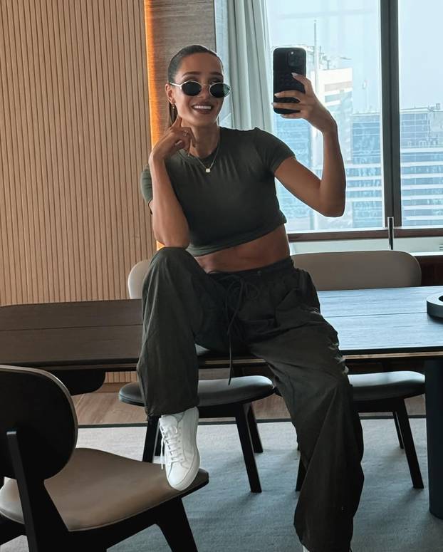 FOTO Kayla je jedna od najvećih fitness influencerica - Evo uz kojih par vježbi ostaje fit