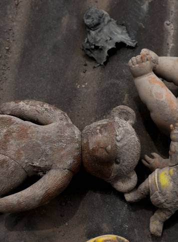 The Wider Image: In volcano's wake, Guatemalan town became a cemetery
