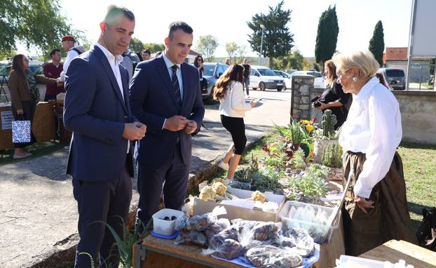 Pakovo Selo: Sve?ano obilježavanje Svjetskog dana seoskih žena