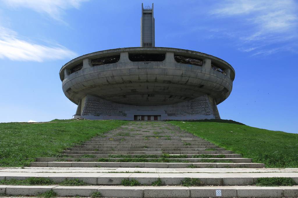 Žele rušiti spomenik: 'Spasite to komunističko remek-djelo...'