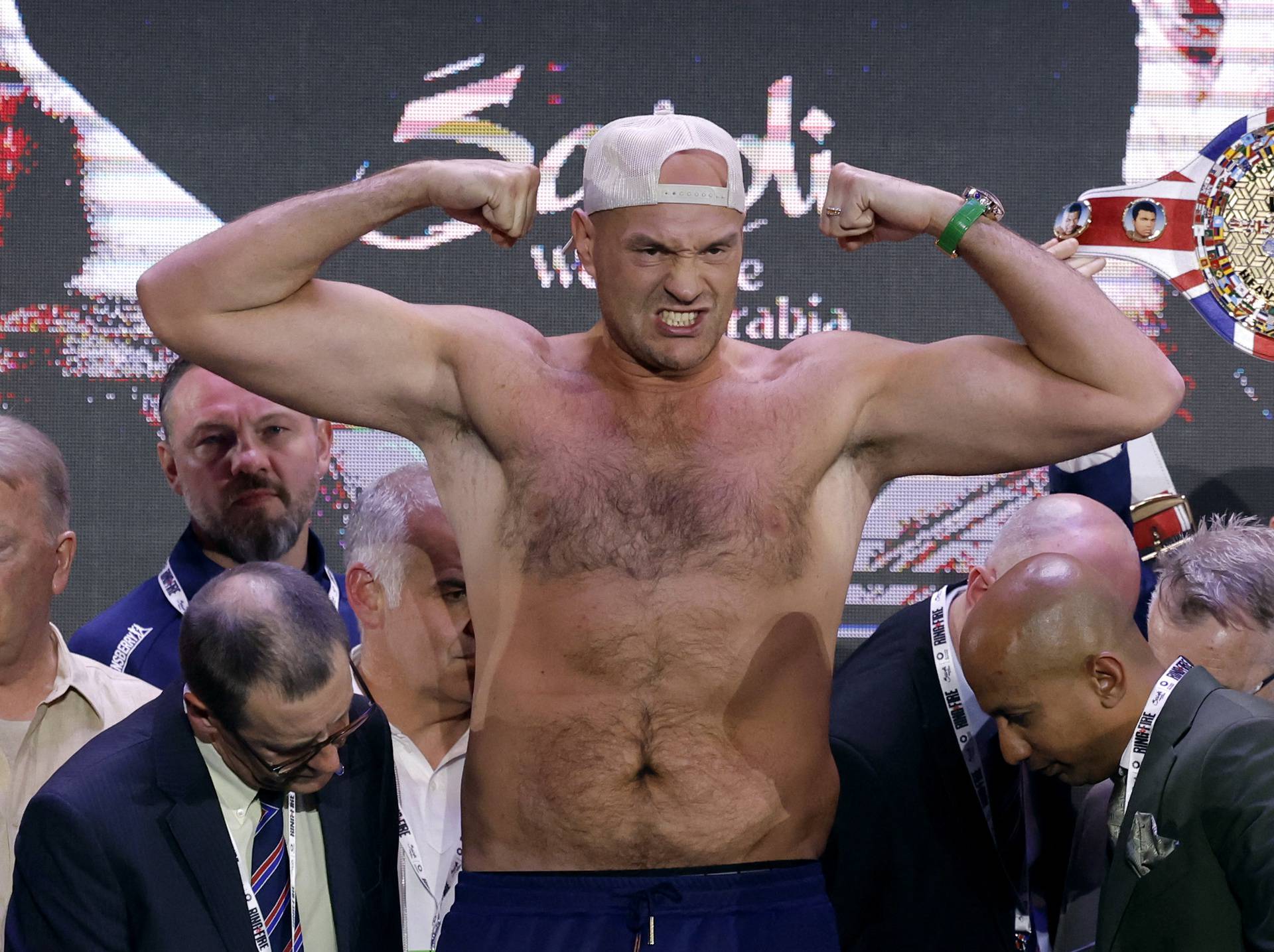 Tyson Fury v Oleksandr Usyk - Weigh-in