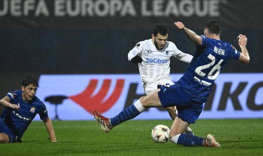 Genk se &ccaron;inio kao tenk, ali 'modri' su opet pobijedili sami sebe. Neki ispadali kao ratkape