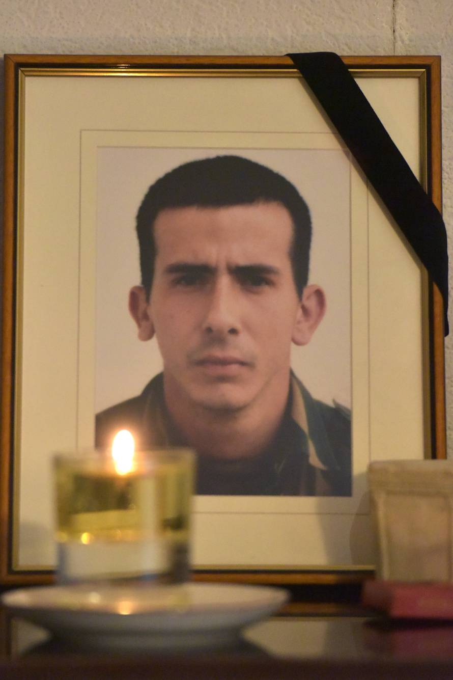 Učenik (17) ga udario u glavu: 'Moj sin je pošao na onaj svijet'