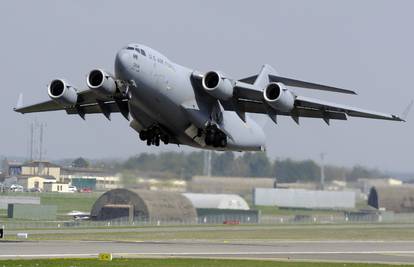 Poginulo 12 ljudi: Talibani su srušili američki avion C-130?