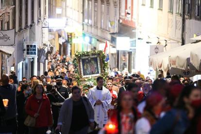 Procesija povodom blagdana zaštitnice Grada Zagreba Majke Božje od Kamenitih vrata