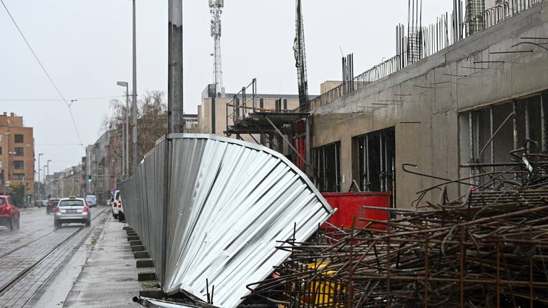 Tomašević: 'U nevremenu u Zagrebu oštećene 24 osnovne, 16 srednjih škola te 24 vrtića'