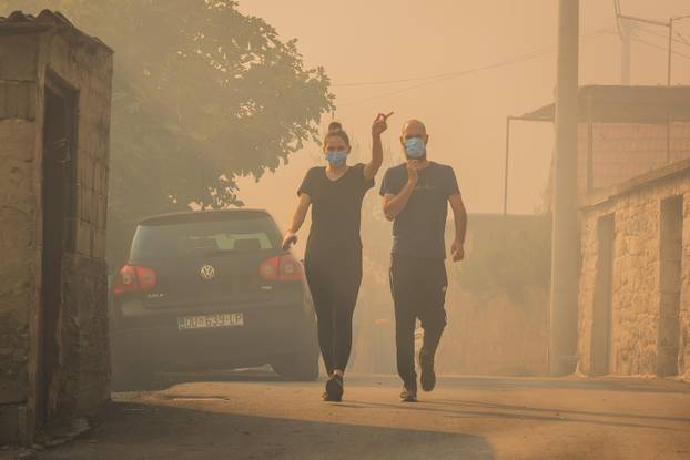 Opuzen: Izbio požar kod mjesta Vid u blizini Metkovića