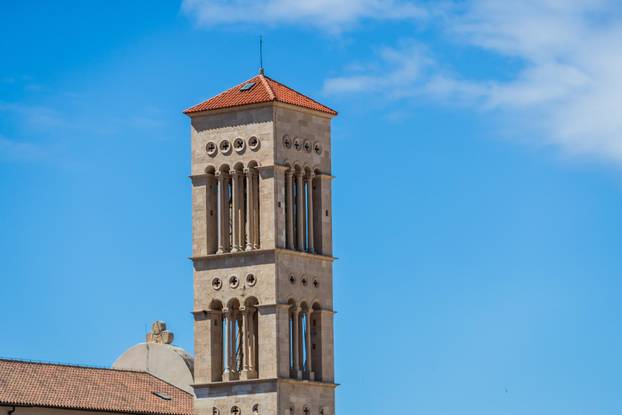 Sunčan dan na Hvaru 