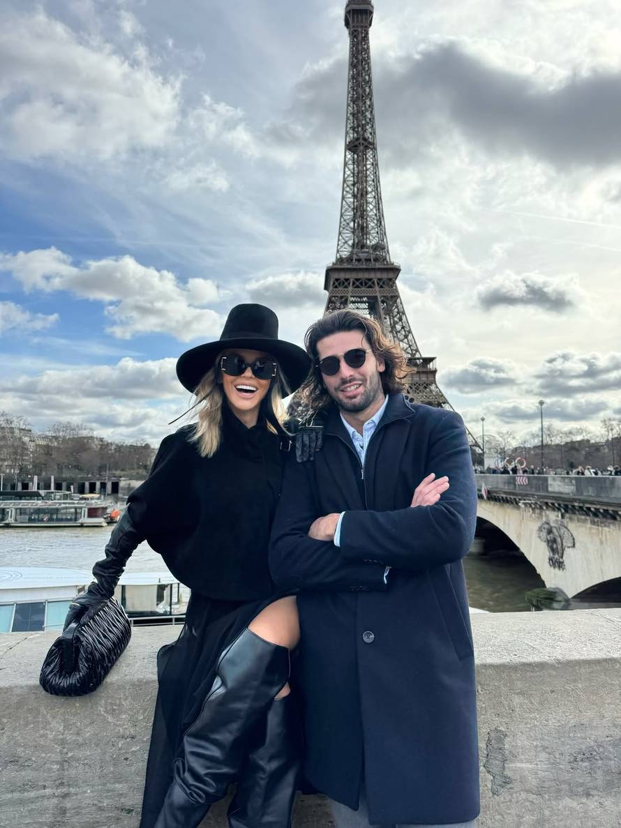 FOTO Pogledajte u čemu se nakon romantičnog vikenda u Parizu s Majom vozio Šime Elez