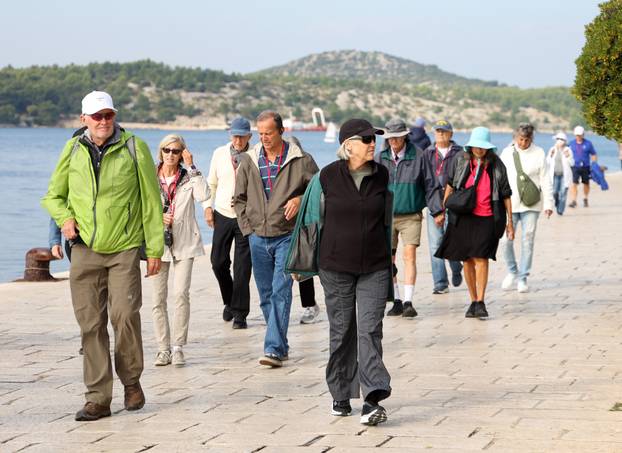 Šibenik prepun grupa turista