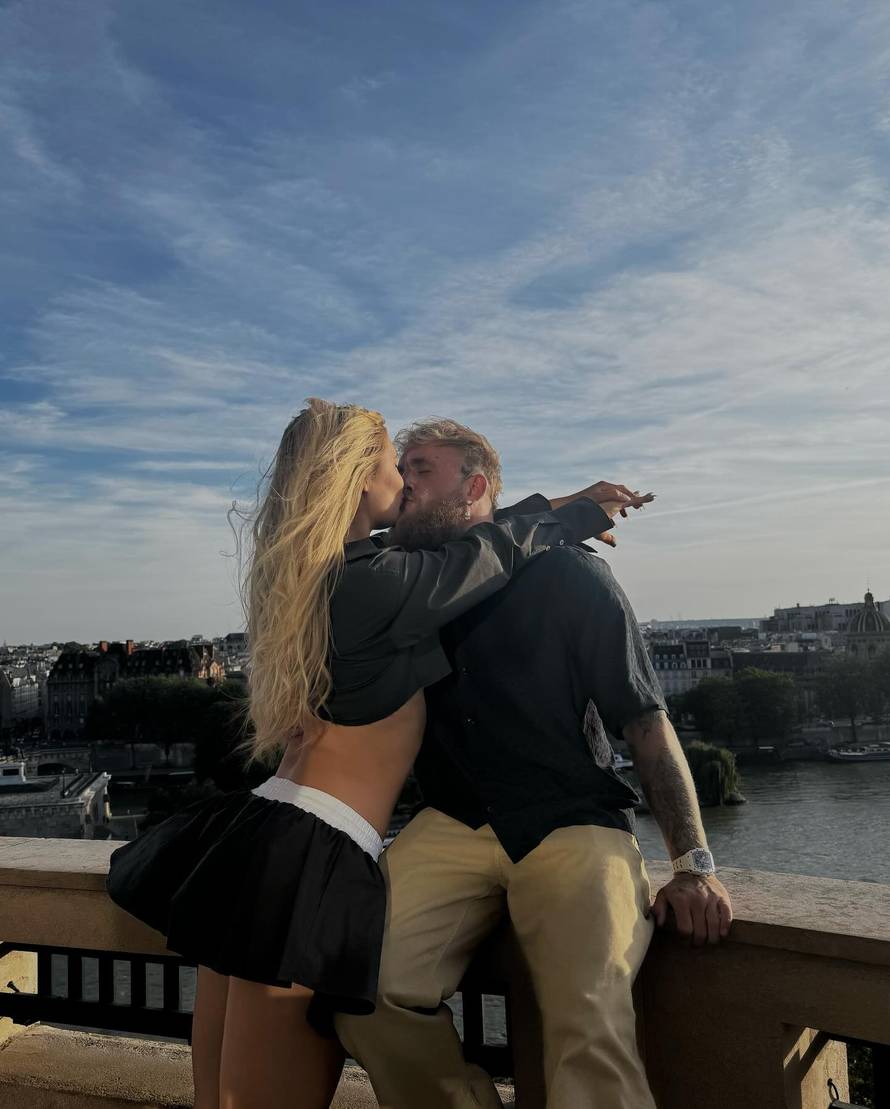 Tko je Jutta Leerdam? Zovu je najljepšom sportašicom svijeta