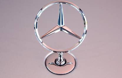 Mercedes zbog greške s tržišta povlači čak preko milijun vozila