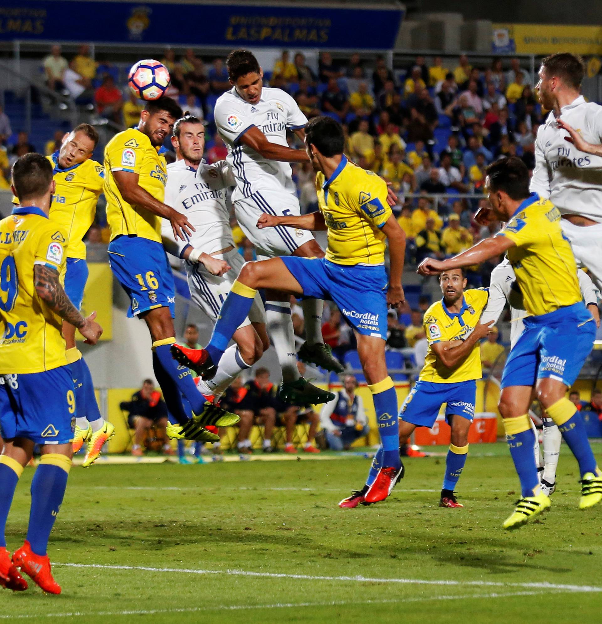 Football Soccer - Spanish Liga Santander - Las Palmas v Real Madrid