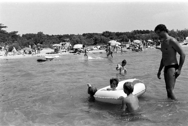 Ljeto u Crikvenici i Selcu, srpanj 1990.
