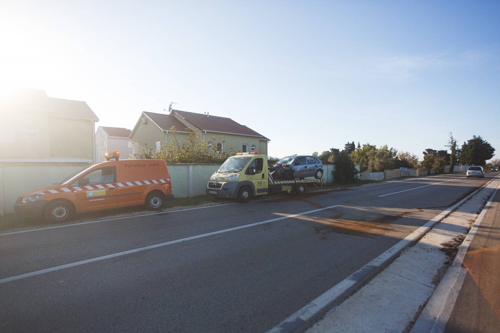 Muškarac poginuo kod Zadra: Skrenuo autom i udario u kombi