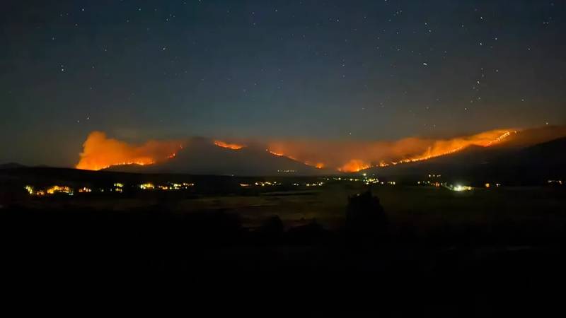 Dinara u plamenu: Požar progutao 14.600 hektara, kanaderi se bore s vatrom