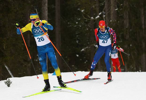 FOTO Slovenci prvi u skijaškim skokovima, brat i sestra osvojili zlato u curlingu, Shiffrin druga
