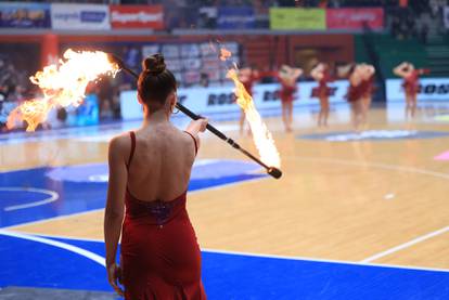 FOTO Legenda HNL-a i aktualni igrač Slavena junaci su Kutije. Pogledajte atmosferu iz Cibone