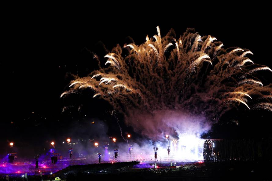 Sinj: Pogled na Hipodrom tijekom koncerta Marka Perkovića Thompsona