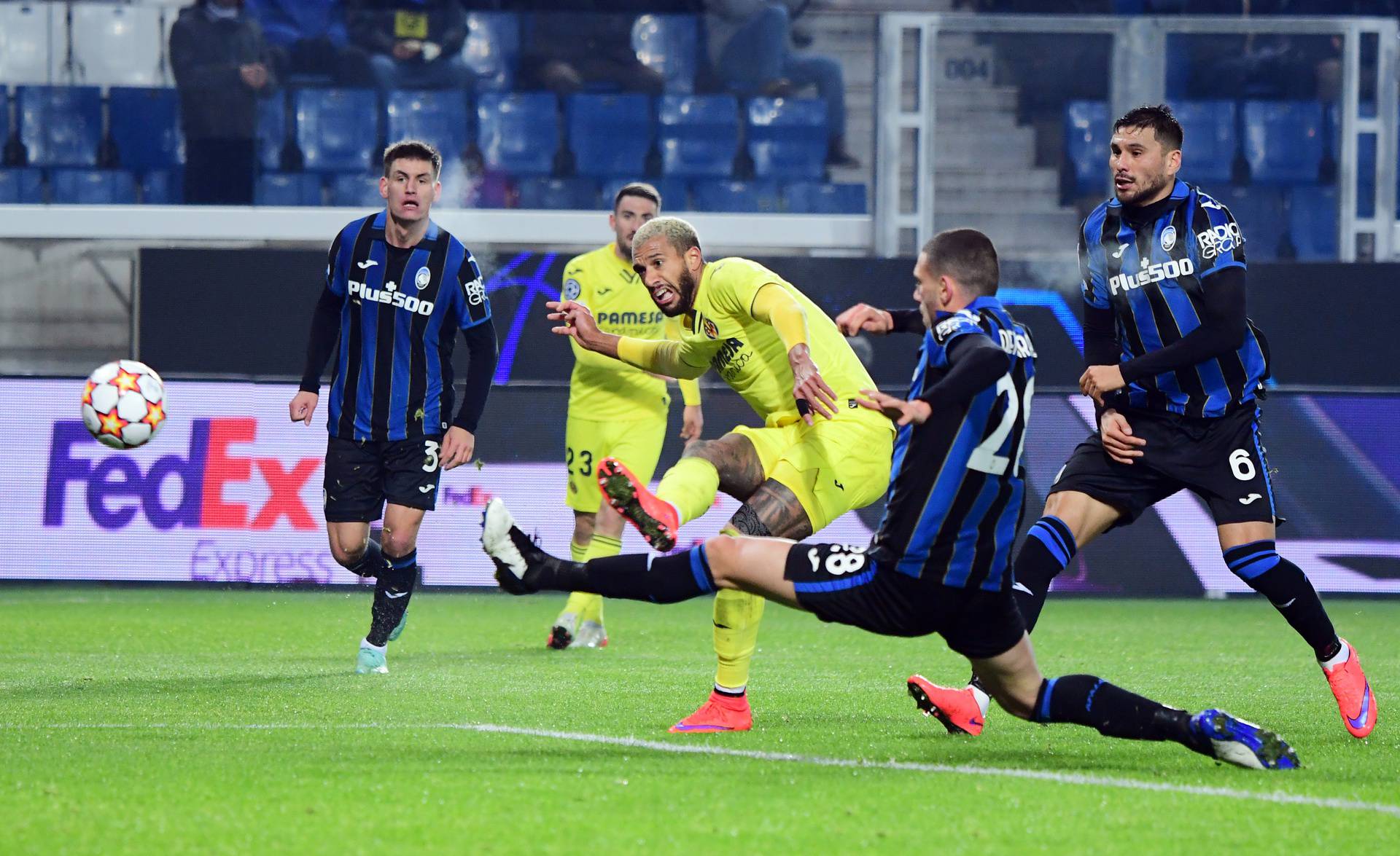 Champions League - Group F - Atalanta v Villarreal