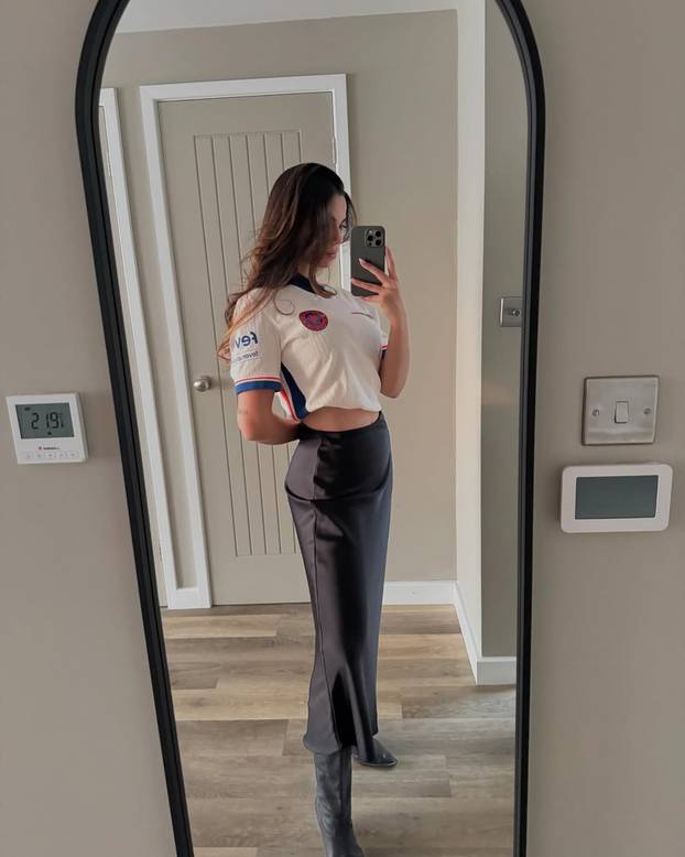 FOTO KAKVE LJEPOTICE! Ima li Španjolska najljepše WAGS-ice? Evo koga ljube Olmo i društvo...