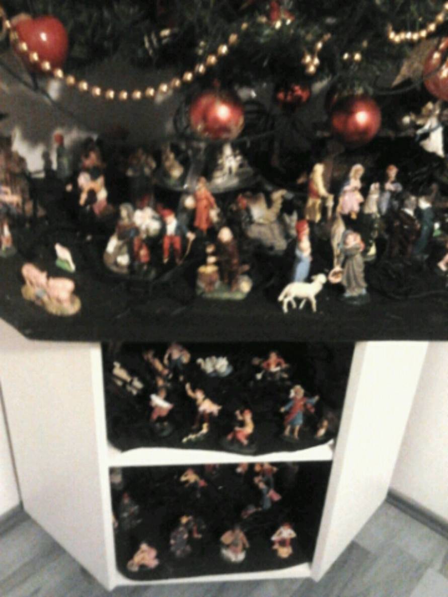 Šaljite fotografije božićnih jelki i osvojite vrijednu nagradu...