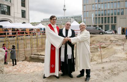 U Berlinu počela gradnja zgrade u kojoj će biti džamija, sinagoga i crkva: To je mjesto tolerancije