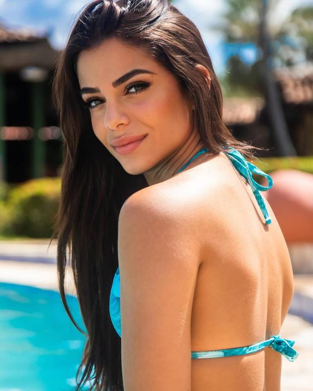 FOTO Najljepša odbojkašica svijeta postaje mama! Skidala se Playboyu, odbila i Neymara