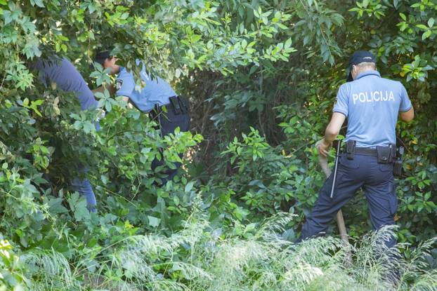 Dubrovnik: Sin u obiteljskoj kući pucao na roditelje,  očevid je u tijeku