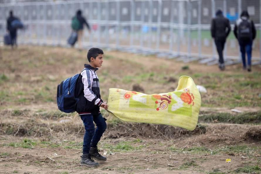 Migranti na graničnom prijelazu Pazarkule između Turske i Grčke