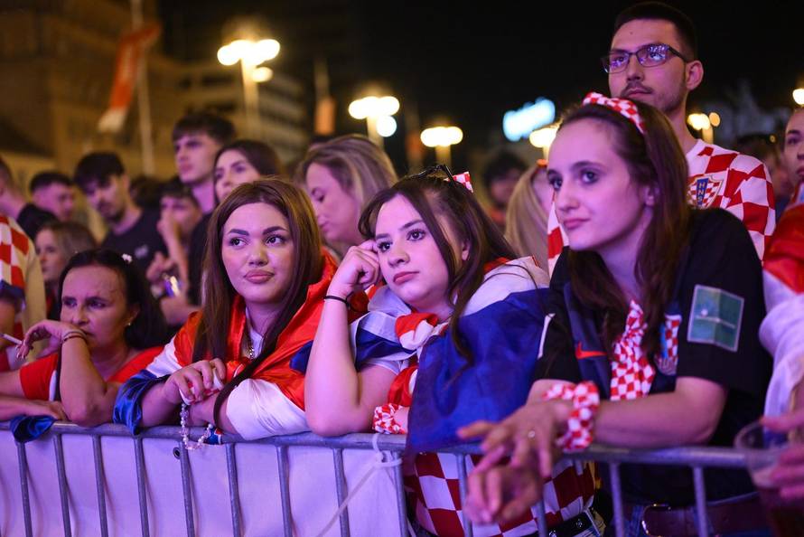 Zagreb: Zajedničko gledanj utakmice na trgu Bana Jelačića 